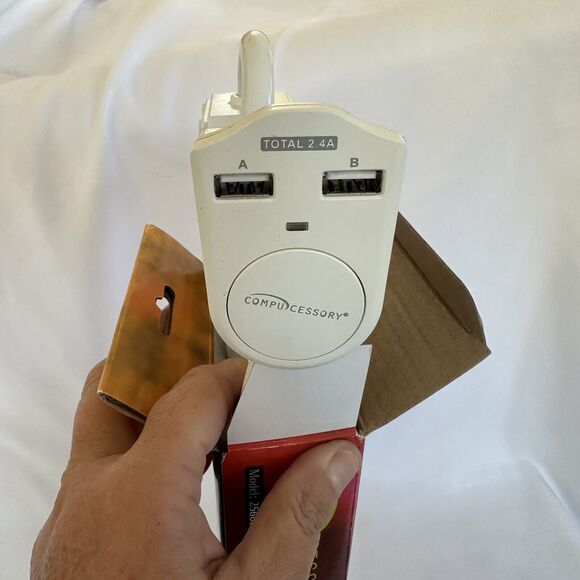 Compucessory 6-Outlet Surge Protector 6ft Cord White 2 USB - Picture 2 of 9